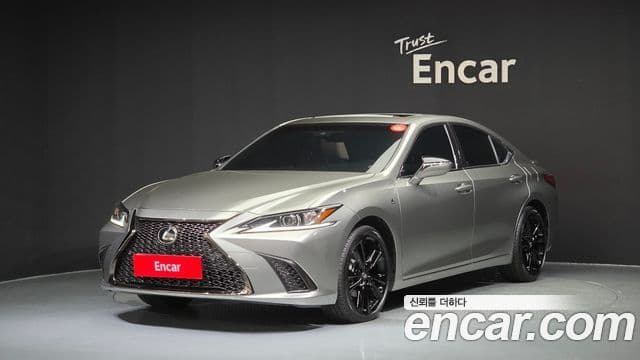 Lexus ES300h 7th Gen