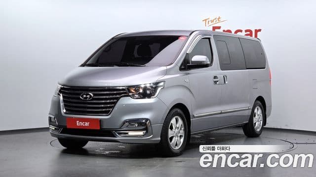 Hyundai The New Grand Starex