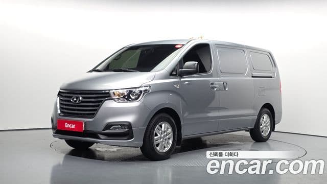 Hyundai The New Grand Starex