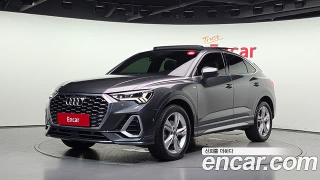 Audi Q3 (F3)