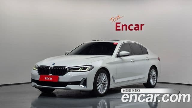 BMW 5 Series (G30)