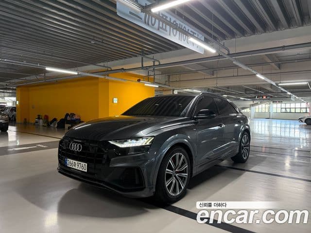 Audi Q8 (4M)
