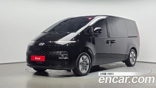 Hyundai Staria