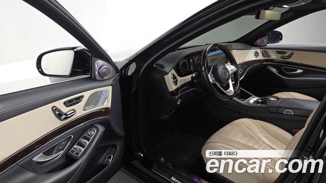 Mercedes-Benz S-Class W222