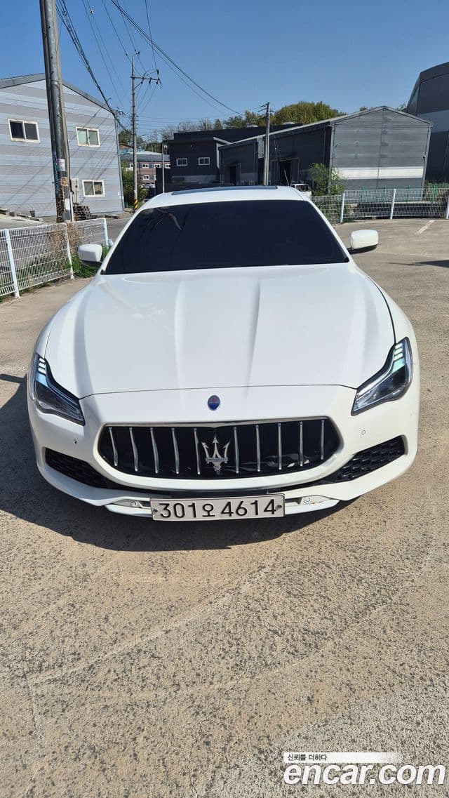 Maserati Quattroporte