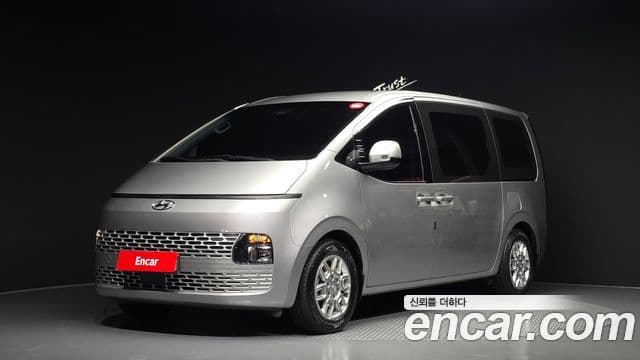 Hyundai Staria
