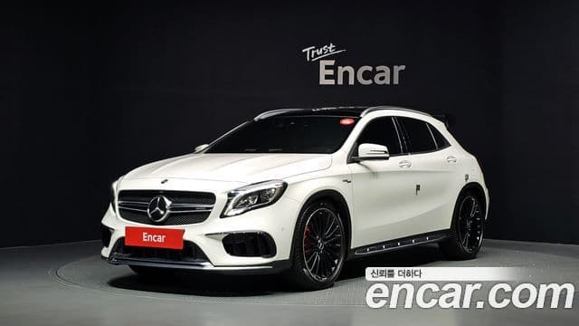Mercedes-Benz GLA-Class X156