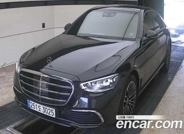 Mercedes-Benz S-Class W223