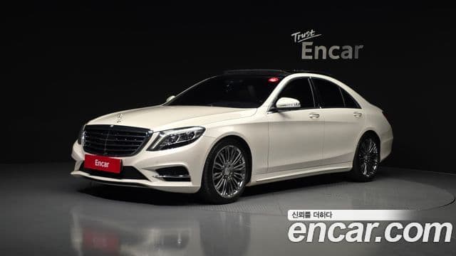 Mercedes-Benz S-Class W222