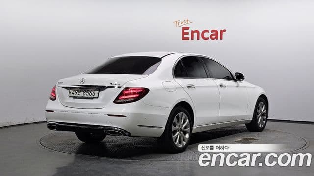 Mercedes-Benz E-Class W213 2