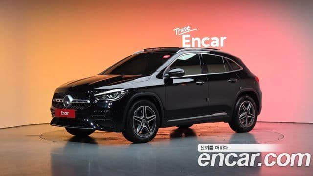 Mercedes-Benz GLA-Class H247