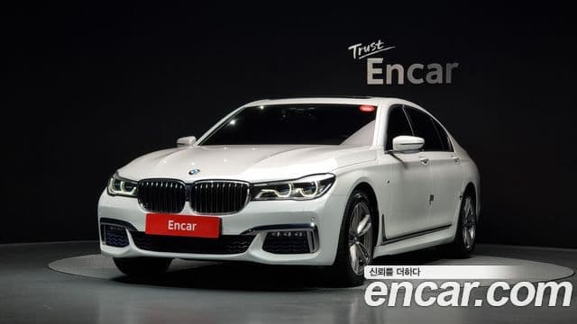 BMW 7 Series (G11)