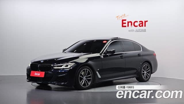 BMW 5 Series (G30)
