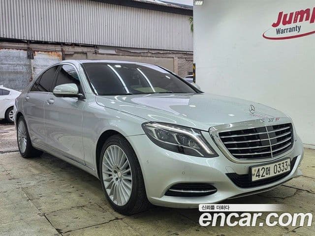 Mercedes-Benz S-Class W222