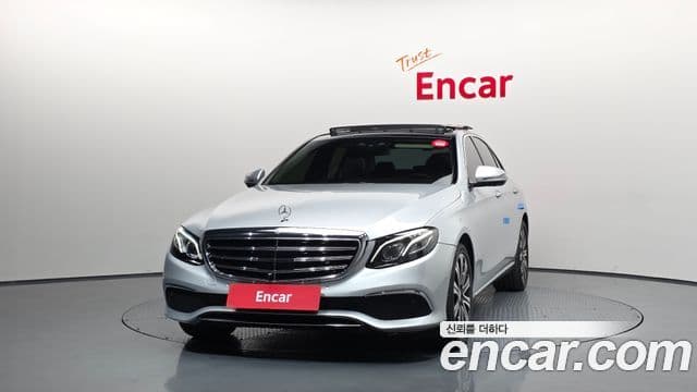 Mercedes-Benz E-Class W213 3