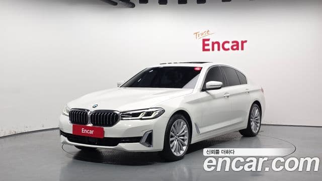 BMW 5 Series (G30)
