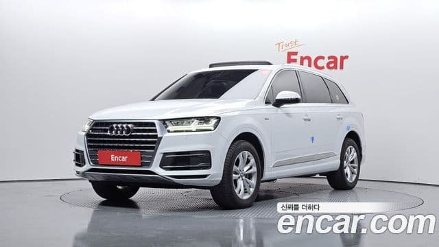Audi Q7 (4M)