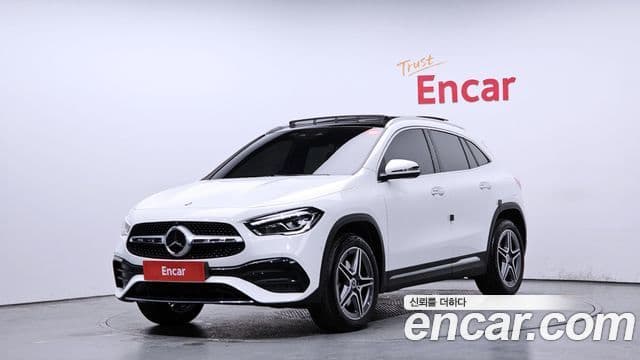 Mercedes-Benz GLA-Class H247 1