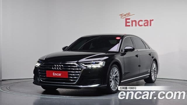 Audi A8 (D5)