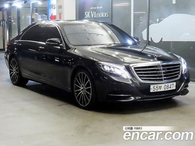 Mercedes-Benz S-Class W222