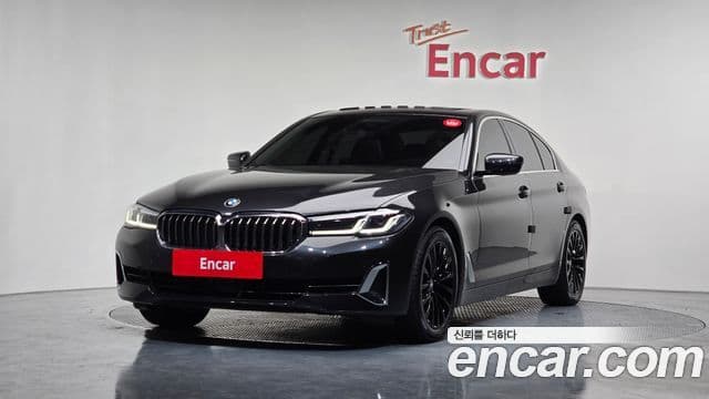 BMW 5 Series (G30)