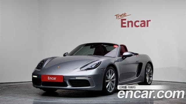Porsche 718 Boxster 1