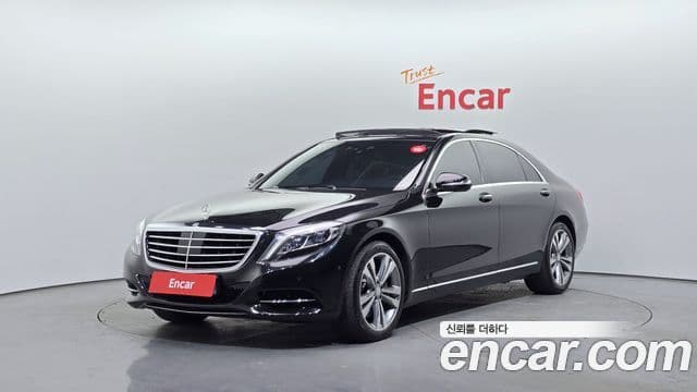 Mercedes-Benz S-Class W222