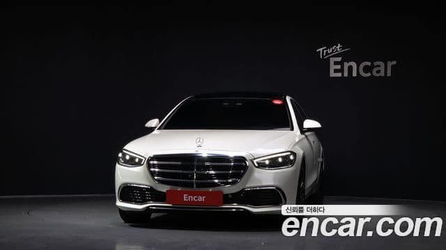 Mercedes-Benz S-Class W223 3