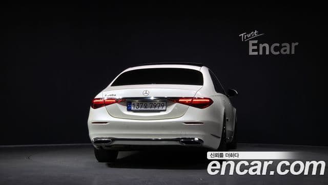 Mercedes-Benz S-Class W223 4