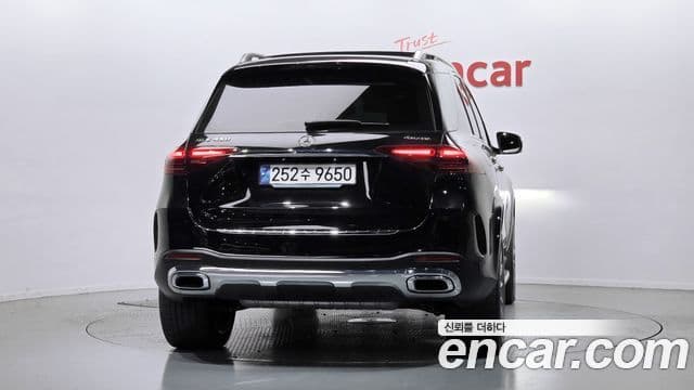 Mercedes-Benz GLE-Class W167 4