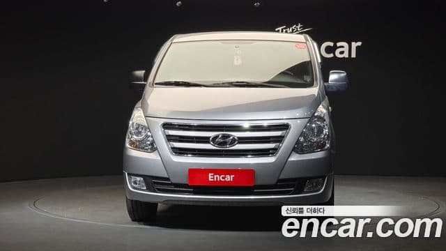 Hyundai Grand Starex 3