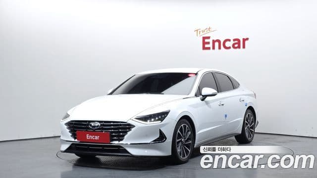 Hyundai Sonata (DN8)