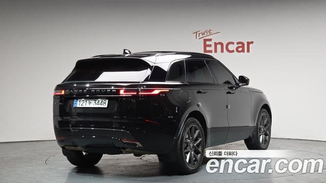 Land Rover Range Rover Velar 2