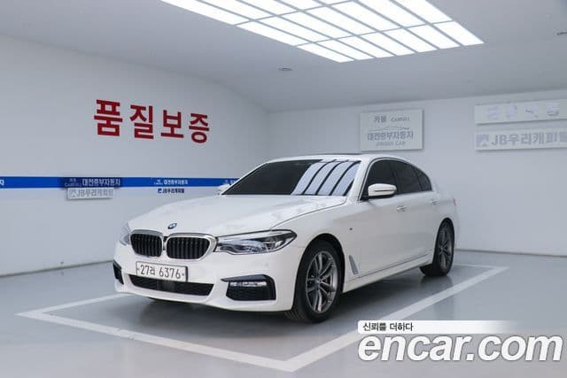 BMW 5 Series (G30)