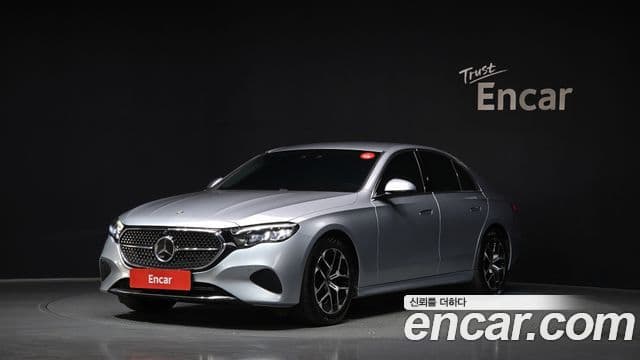 Mercedes-Benz E-Class W214 1