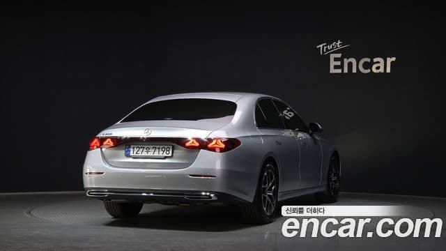 Mercedes-Benz E-Class W214 2