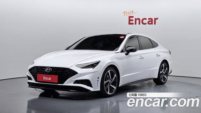 Hyundai Sonata (DN8)