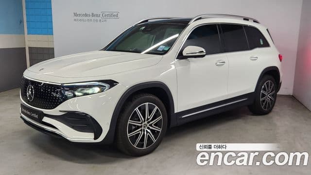 Mercedes-Benz EQB X243