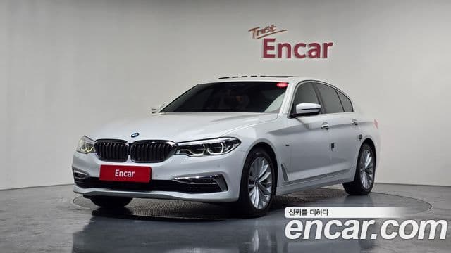 BMW 5 Series (G30)
