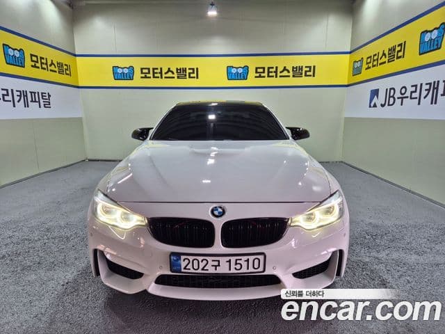 BMW M4 (F82)