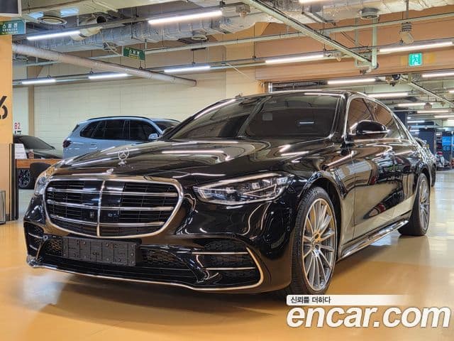Mercedes-Benz S-Class W223