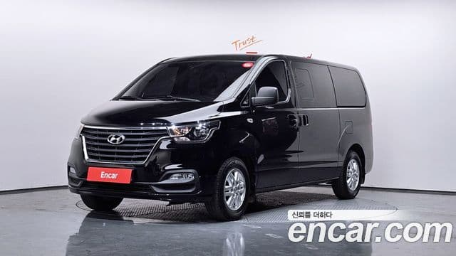 Hyundai The New Grand Starex