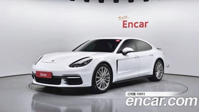 Porsche Panamera (971) 1