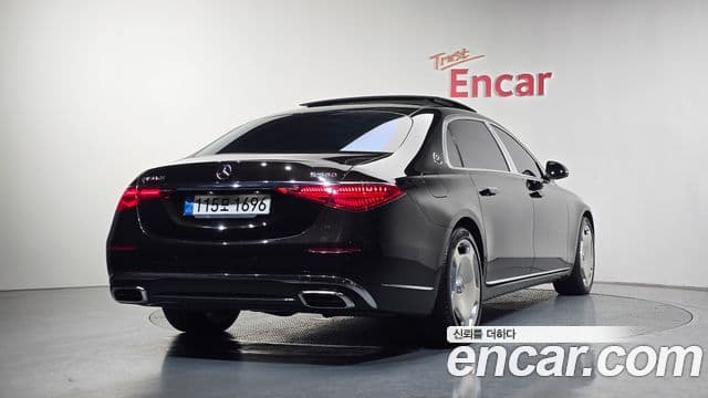 Mercedes-Benz S-Class W223 2