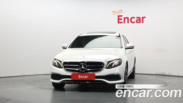Mercedes-Benz E-Class W213 3