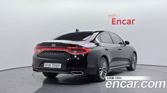 Hyundai Grandeur IG 2