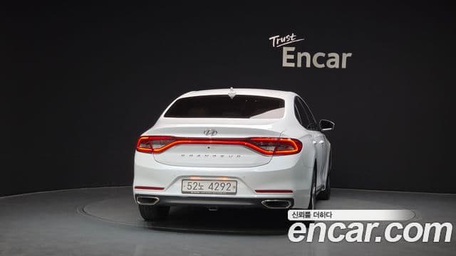 Hyundai Grandeur IG 4