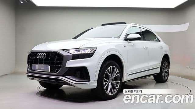 Audi Q8 (4M)