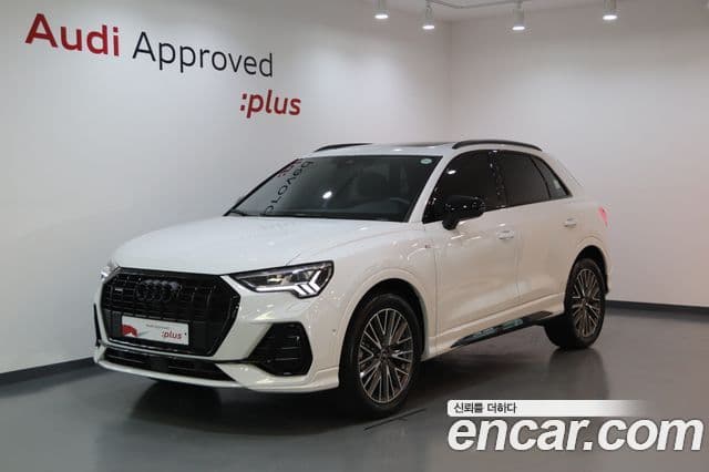 Audi Q3 (F3)