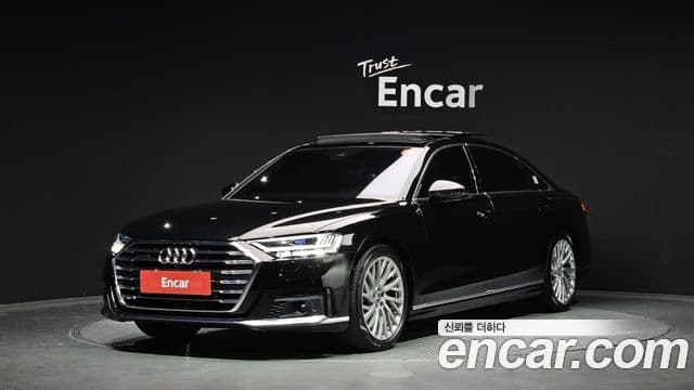 Audi A8 (D5)
